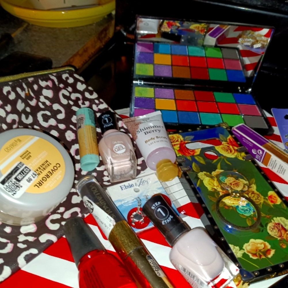 Huge all new makeup n accessories bundle bag